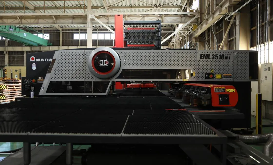 ターレットパンチプレス(タレパン)